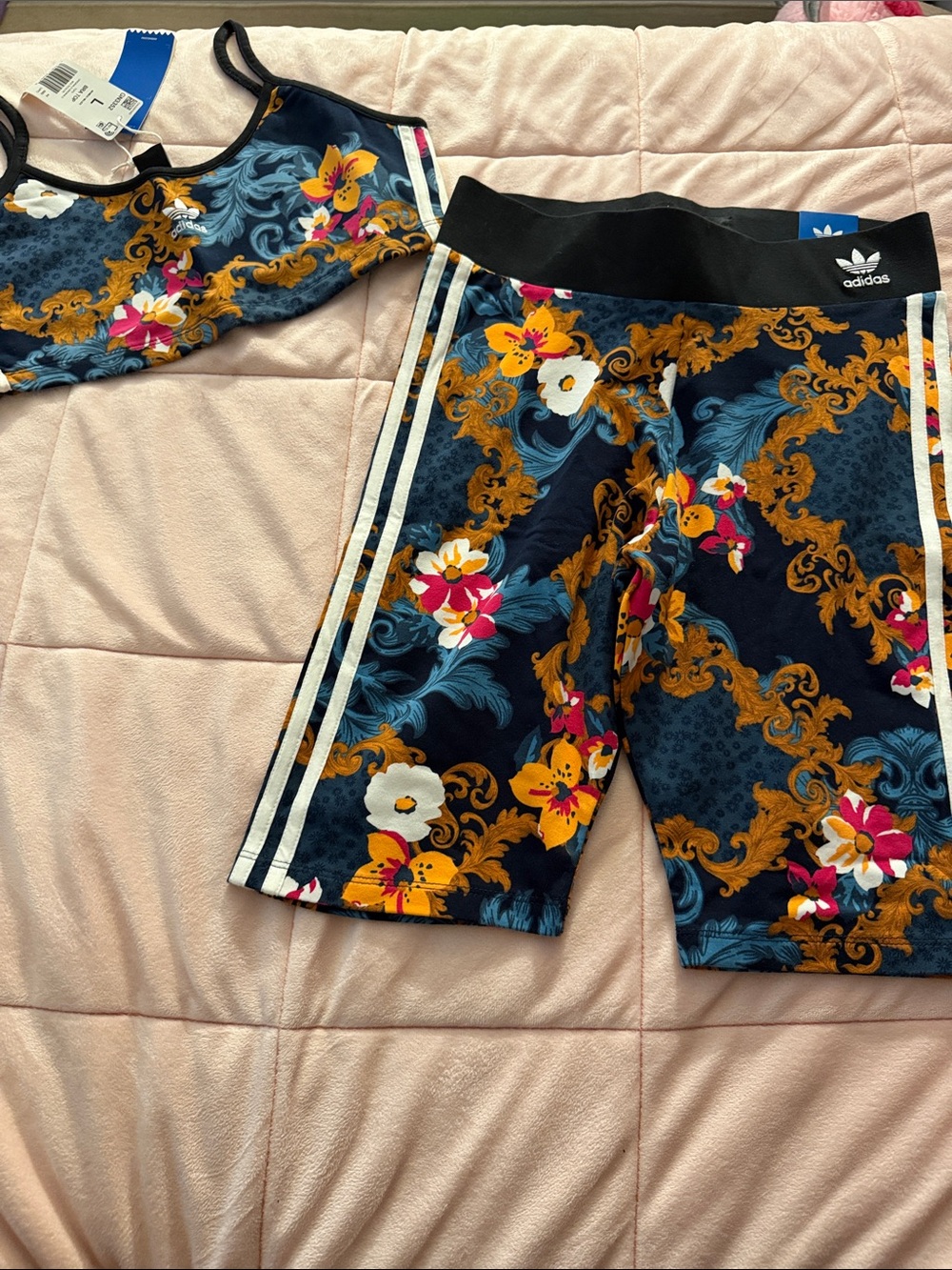 adidas Women Navy Floral & Gold Two-Piece BraL&ShortsM